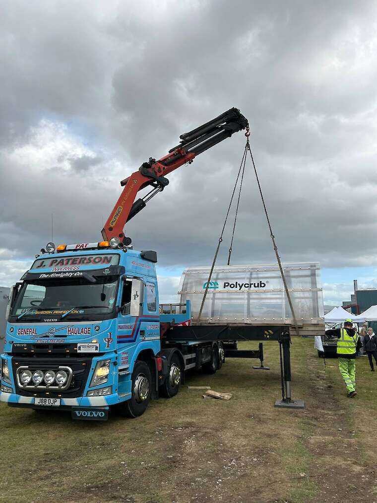 Hiab truck delivering the Polycrub to the Black Isle Show.
